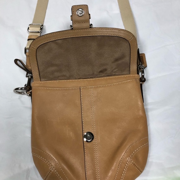 Coach Two-Tone Tan Leather Crossbody Bag - Picture 8 of 14